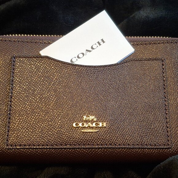 Coach Oxblood Zip Around Wallet EXC! - Picture 2 of 5